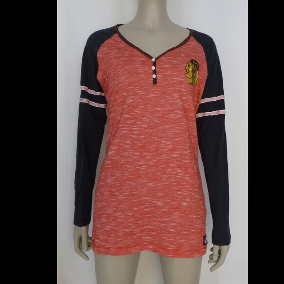 NHL Chicago Hockey Blackhawks Long Sleeve, V-Neck Top (Tiny Pin-Hole at Front) - Picture 1 of 10